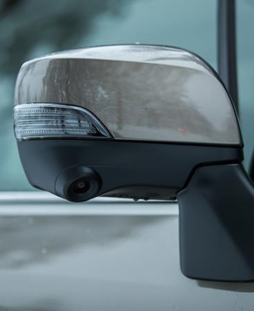 SUBARU_FORESTER-13-lr